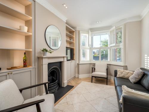 St Albans Casa | Pass the Keys Stunning 3 Bedroom Townhouse in Central St Albans
