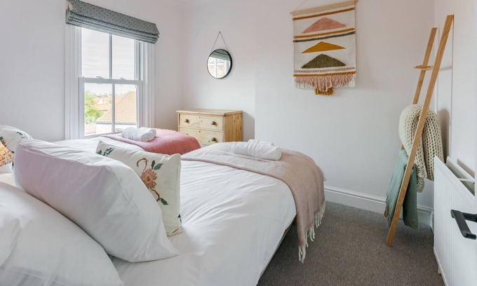 Overstrand Apartamento | Pass the Keys | Stylish Flat