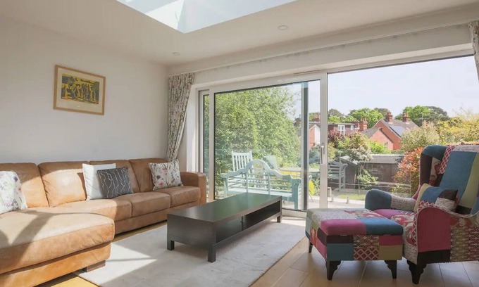 Sunninghill Apartamento | Pass the Keys | Super Chic Apartment in Beautiful Sunninghill