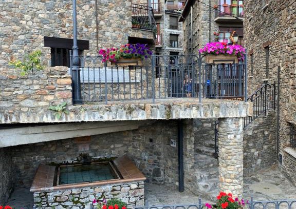 Canillo Apartamento | PASSAMANÉ 19 - Canillo - Casco Antiguo Hut 7867