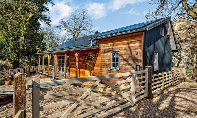 Disserth and Trecoed Chalet De Esquí | Patagonia in Builth Wells
