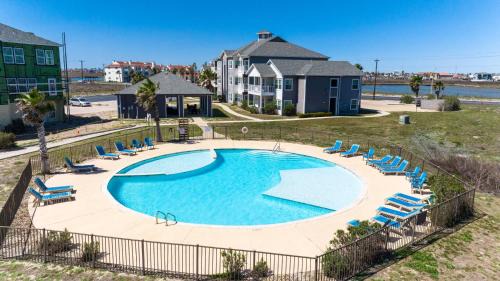 Corpus Christi Apartamento | Pathway to the Sea by Coral Shores Padre