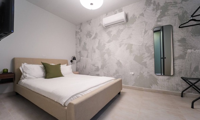 Santurce Hotel | Patio Elba Legacy 2 Bedroom Suite