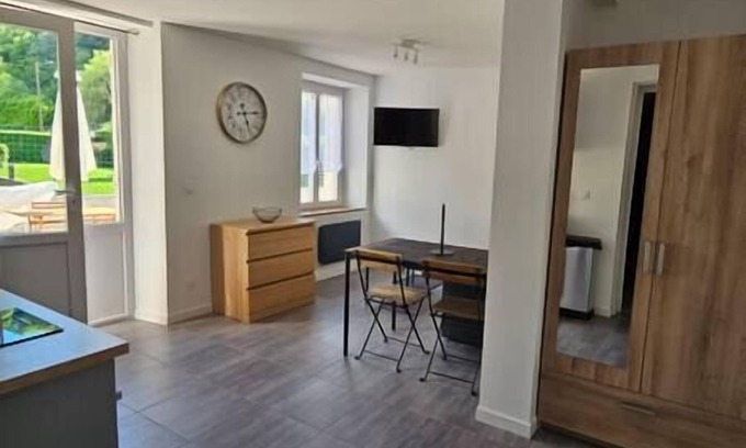 Saint-Martin-d'Uriage Apartamento | Patio - Grand 2 Pièces Avec Terrasse