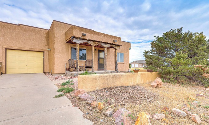 Pueblo West Casa | Patio & Mtn Views: Home 5 Mi to Pueblo Reservoir