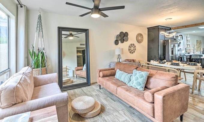 Litchfield Park Casa | Patio & Workspace: Litchfield Park Vacation Rental