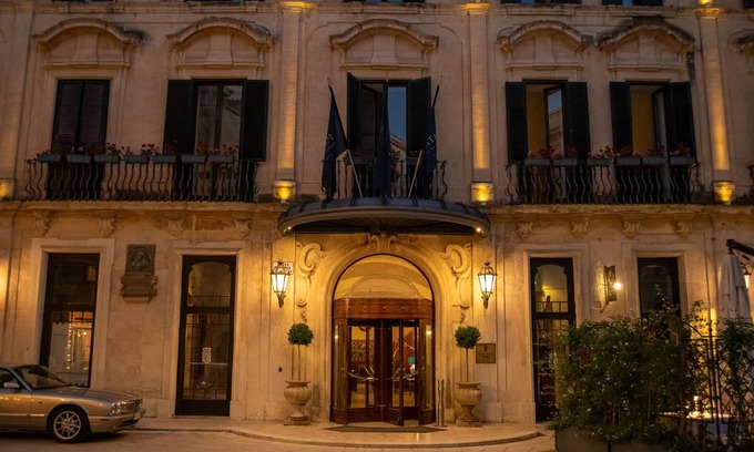 Lecce Historic Center Hotel | Patria Palace Hotel Lecce - Leading Hotels of the World