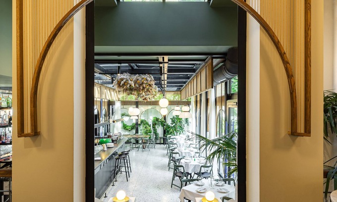 Stari Grad Hotel | Pavilion Hotel & Social Club