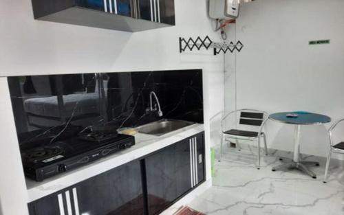 Depok Hotel | Paviliun Helomi