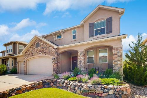 Wolf Ranch Casa | Paw and Peak Lodge