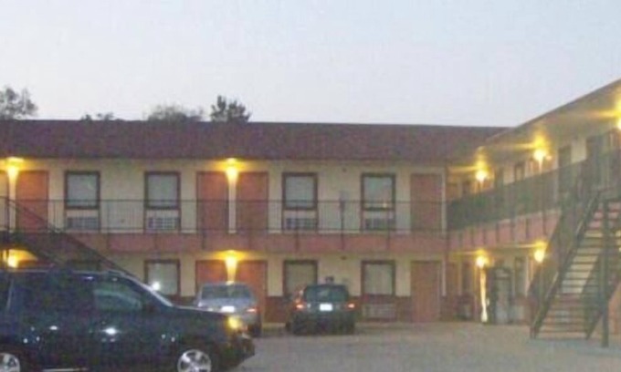 Wichita Hotel | Pawnee Inn
