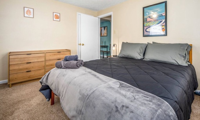 Oakwood Apartamento | Paws & Peace – Cozy 1BR Ground Flr Gem in Dayton