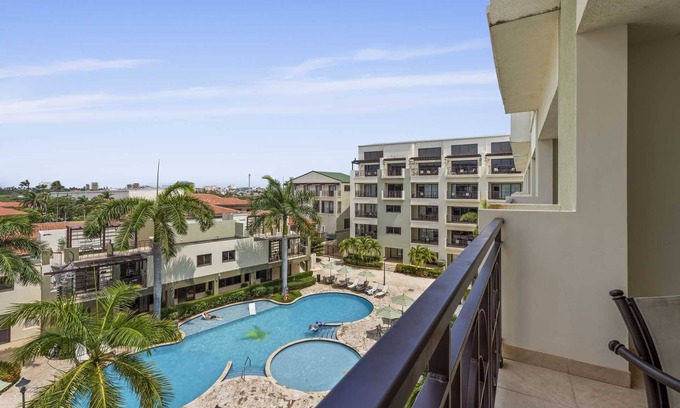 Washington Condominio | Paraíso tropical, condominio hermoso y espacioso, relájese en un balcón grande, a 5 minutos de las atracciones