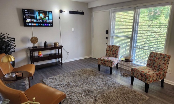 New Pathways Apartamento | Peabody Palace Free Parking