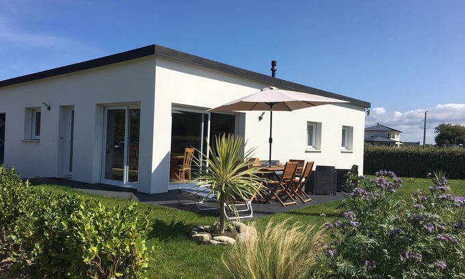 Ploudalmezeau Casa | PEACE AND QUIET 100M FROM THE SANDY BEACH