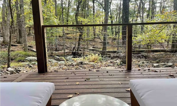 Bushkill Casa | Peace in the Poconos