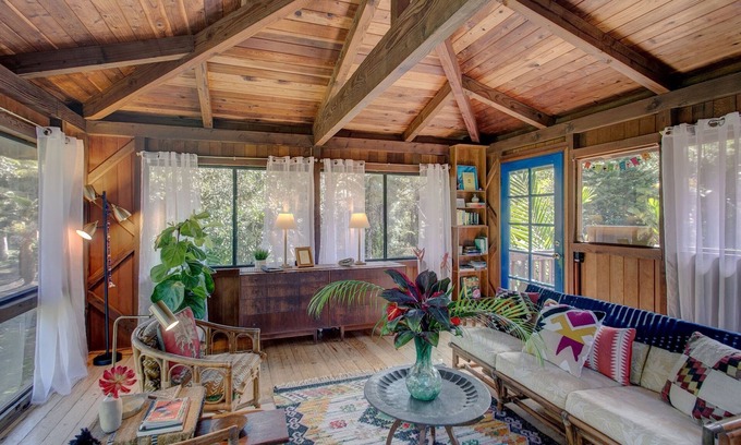 Keaau Cabina | Peace Of Paradise 1 Bedroom Cabin by RedAwning