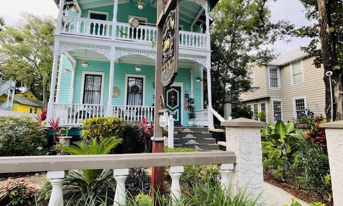 Downtown Historic District Cama Y Desayuno | Peace & Plenty Inn Bed & Breakfast