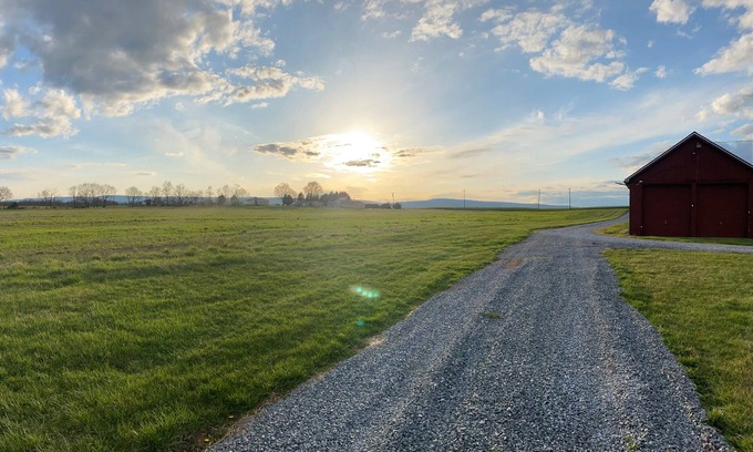 Rocky Ridge Casa | Peaceful. 1st Solar Glass Roofs Power generation producing farm USA, c2020.