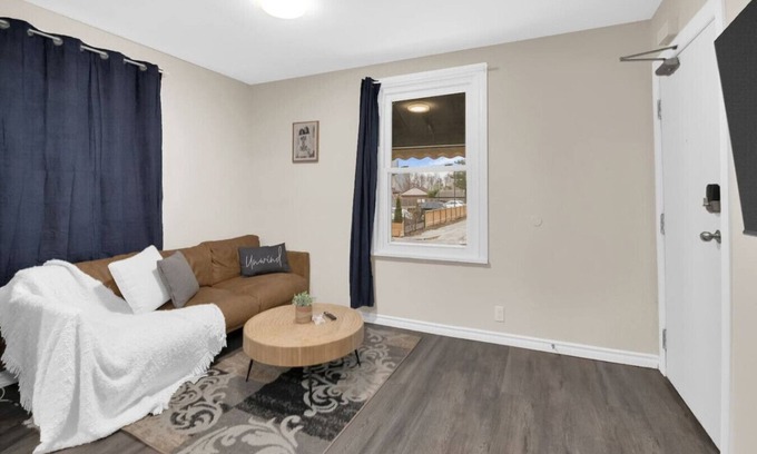 Bridgeview Apartamento | Peaceful 2 Bed by Riverside