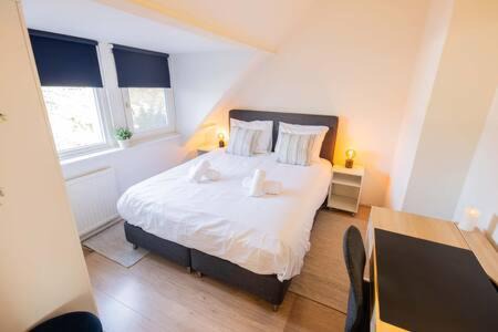 Tongelre Apartamento | Peaceful 2 Bedroom Apartment - TS307B