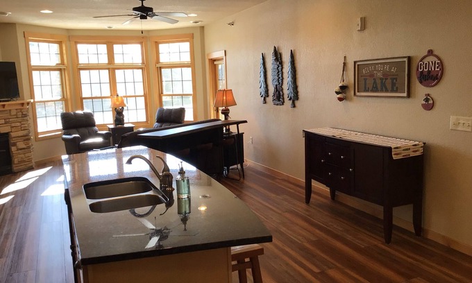 Three Lakes Condominio | Peaceful 2BR/2BA Condo at Northernaire – Your Northwoods Getaway Awaits