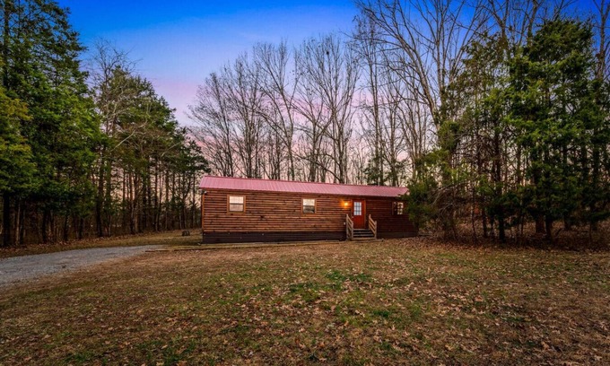 Mount Juliet Cabina | Peaceful 2BR cabin w/Firepit+ Yard* Near Nashville