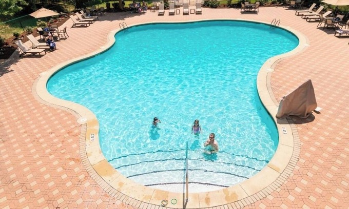 Lackey Complejo | Peaceful 2BR Getaway w/Washer/Dryer + Minutes from Busch Gardens | 2 Units