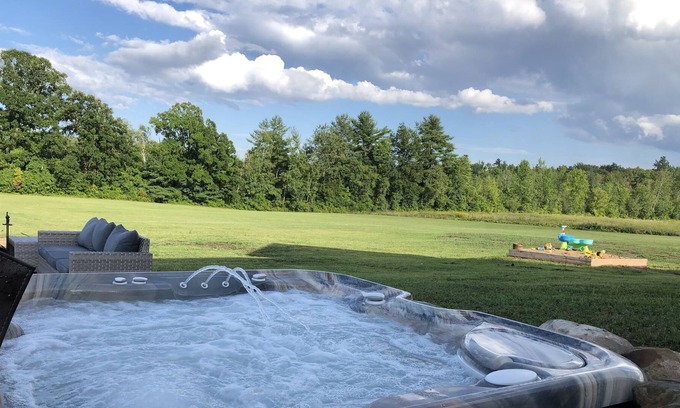 Keeseville Casa | Peaceful Adirondack Home With Hot Tub
