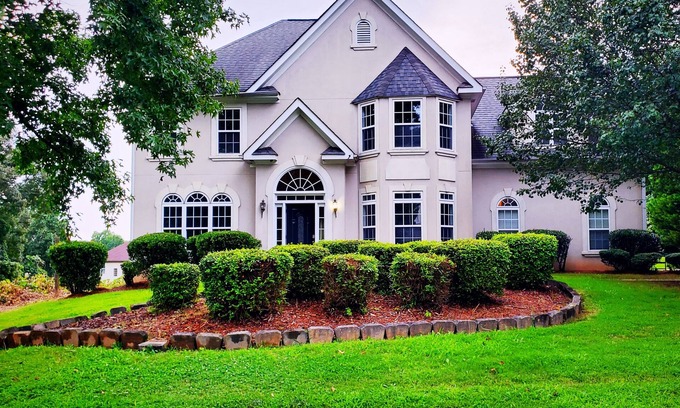Southwestern Casa | Peaceful and Charming Home in the Heart of ATL