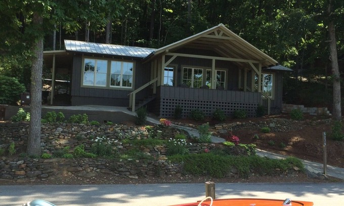 Tiger Cabaña | Murray Cove Cottage en el hermoso Lago Burton