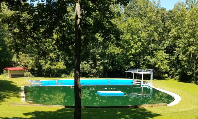 Vein Mountain Casa | Escapada fresca de verano, disfrute de 2 estanques privados, montañas cercanas, carrito de golf disponible.