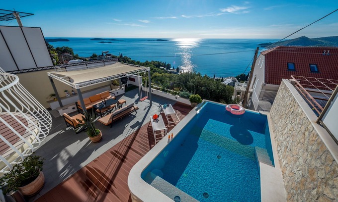 Mlini Casa | Lugar pacífico y tranquilo, con piscina de borde infinito y una hermosa vista