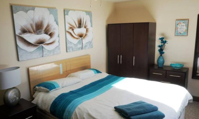 Hoylandswaine Apartamento | Peaceful and Relaxed Country Getaway in a quiet village with all amenities