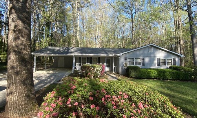 Conyers Casa | Peaceful and Relaxing Home in Conyers