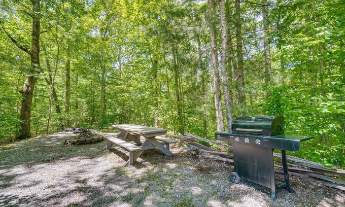 Crossville - Harriman Apartamento | Peaceful Apt in Crossville ~ 8 Mi to Golf Courses!