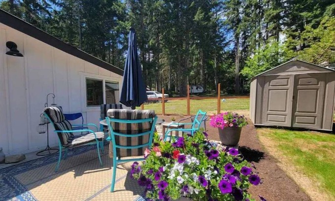 Rollingbay Casa | Peaceful Bainbridge Cabin