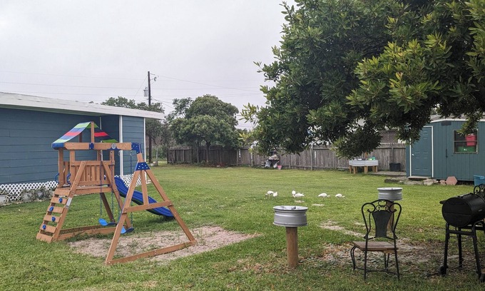 Flour Bluff Apartamento | Peaceful C studio with AC in charming Corpus Christi near Laguna Madre