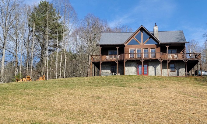 Green Mountain Cabina | Peaceful Cabin Retreat with Amazing Views