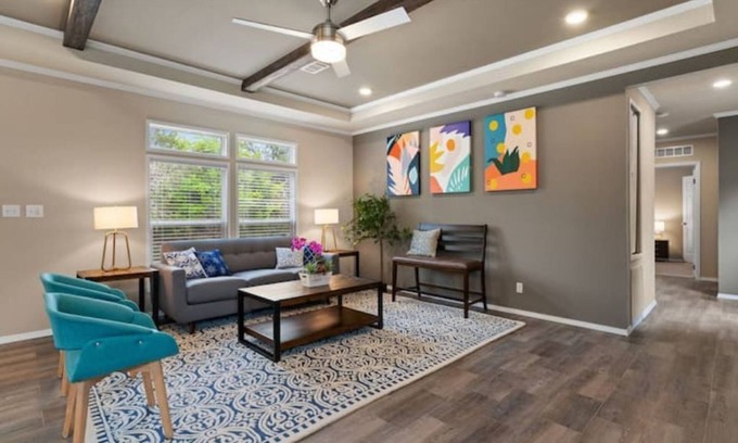 Dripping Springs Casa | Peaceful Cabin - 8 acres Ranch Dripping Springs Venues & Breweries