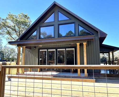 Claxton Casa | Peaceful Cabin with Dock and Pond Views in Georgia