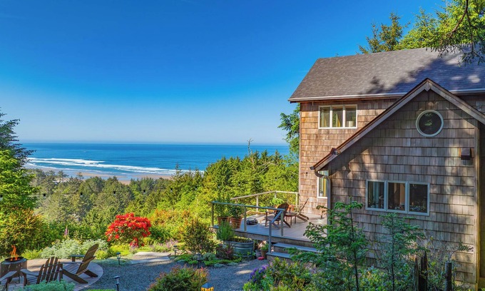 Cannon Beach Casa | Peaceful Cannon Beach Home with views of Haystack Rock