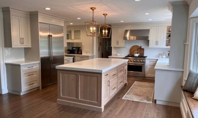 Greenwich Casa | Peaceful Colonial on Private Road in Greenwich, CT