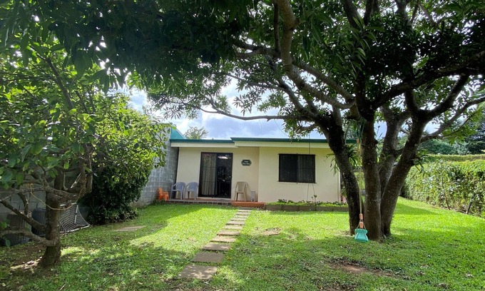 San Rafael de Heredia Casa | Casita Pura Vida - En las montañas de Heredia!