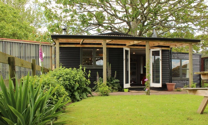 Ngakuru Cabaña | Peaceful Country Retreat - 10 mins from thermal hot pools