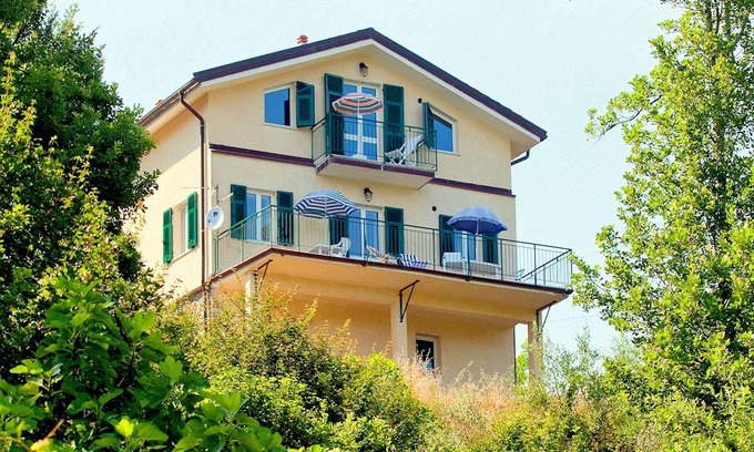 Sesta Godano Villa | Retiro tranquilo en el campo