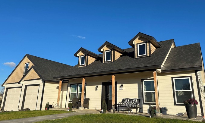 Walla Walla Casa | Peaceful countryside 2 Br new house near wineries!