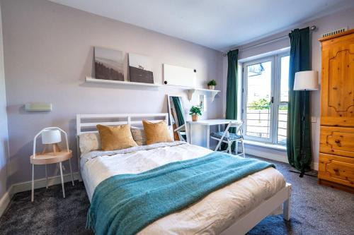 Grand Canal Dock Casa | Peaceful Ensuite Room in Dublin