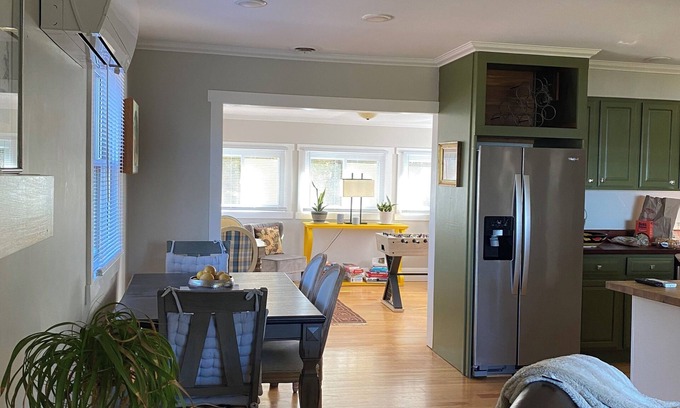 Colchester Casa | Peaceful- Family Friendly Home