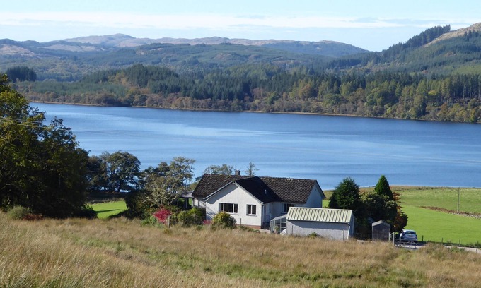 Dalmally Cabaña | Tranquila granja rural en el "corazón de Argyll" con vistas a Loch Awe